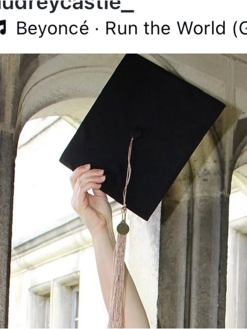 Black Graduation Gown and Cap Set - Women - Picture 3 of 3